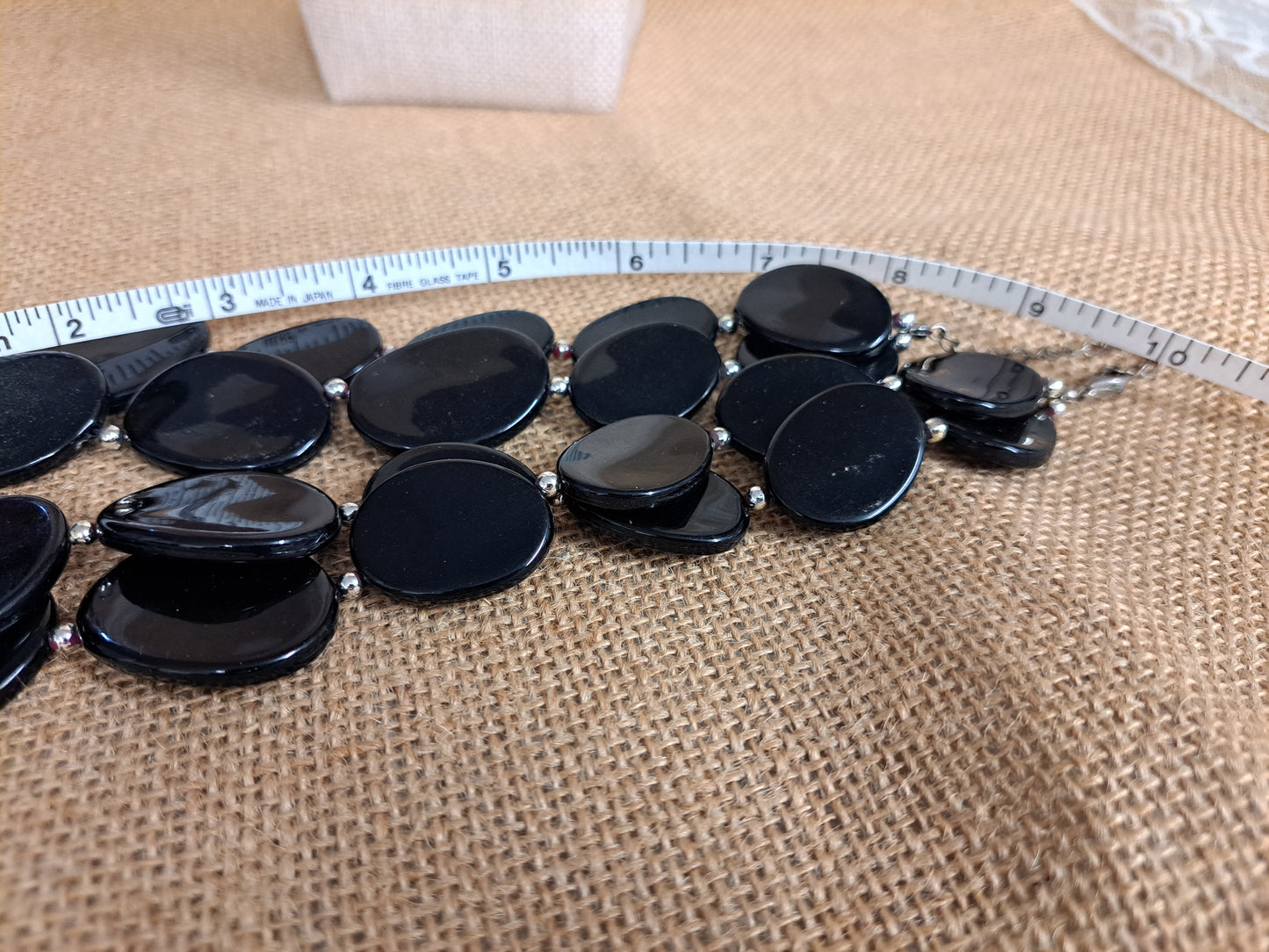 Black disc necklace *PL*