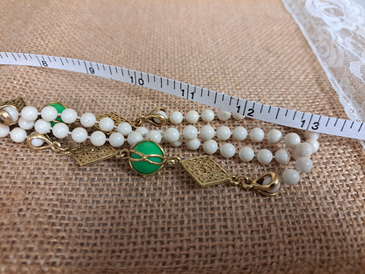 Gorgeous Green & Cream Necklace *PL*