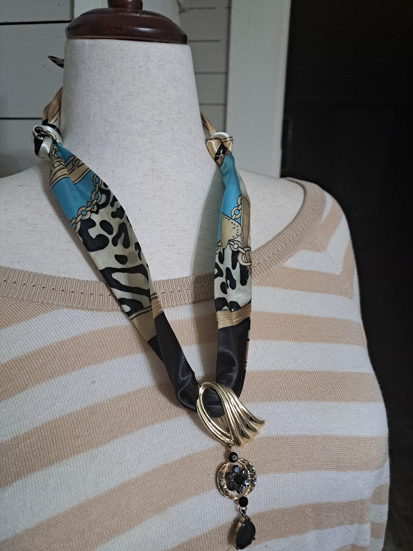 Chain & Animal Print Scarf Necklace with Antique Scarf Clip Pendant