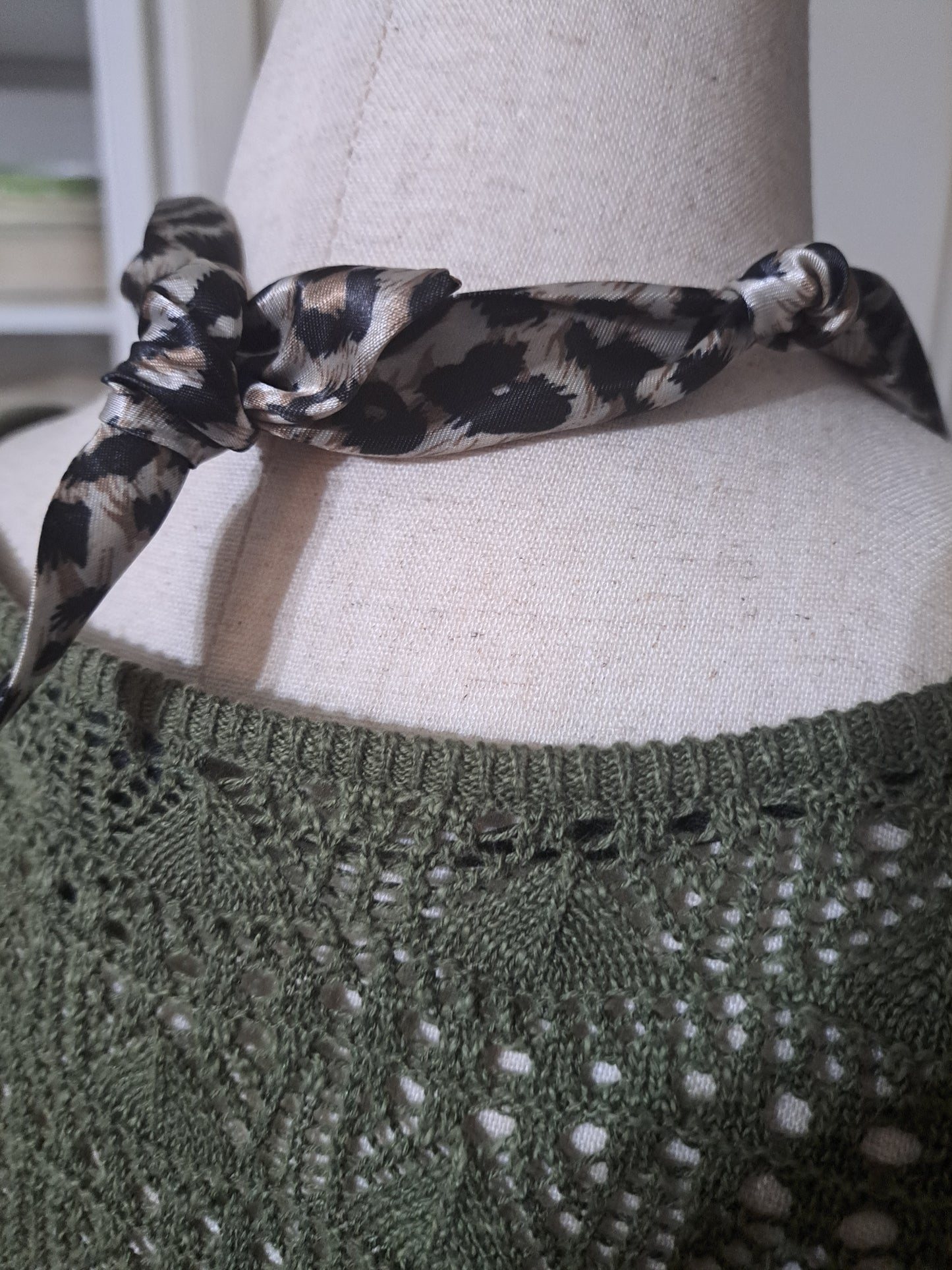 Leopard Print Scarf Necklace with Hoop & Picture Jasper Stone