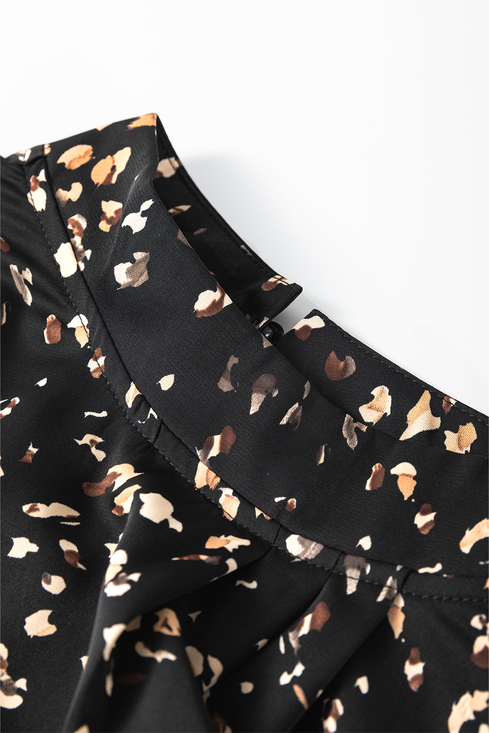 Leopard Print Puff Sleeve Pleated Blouse