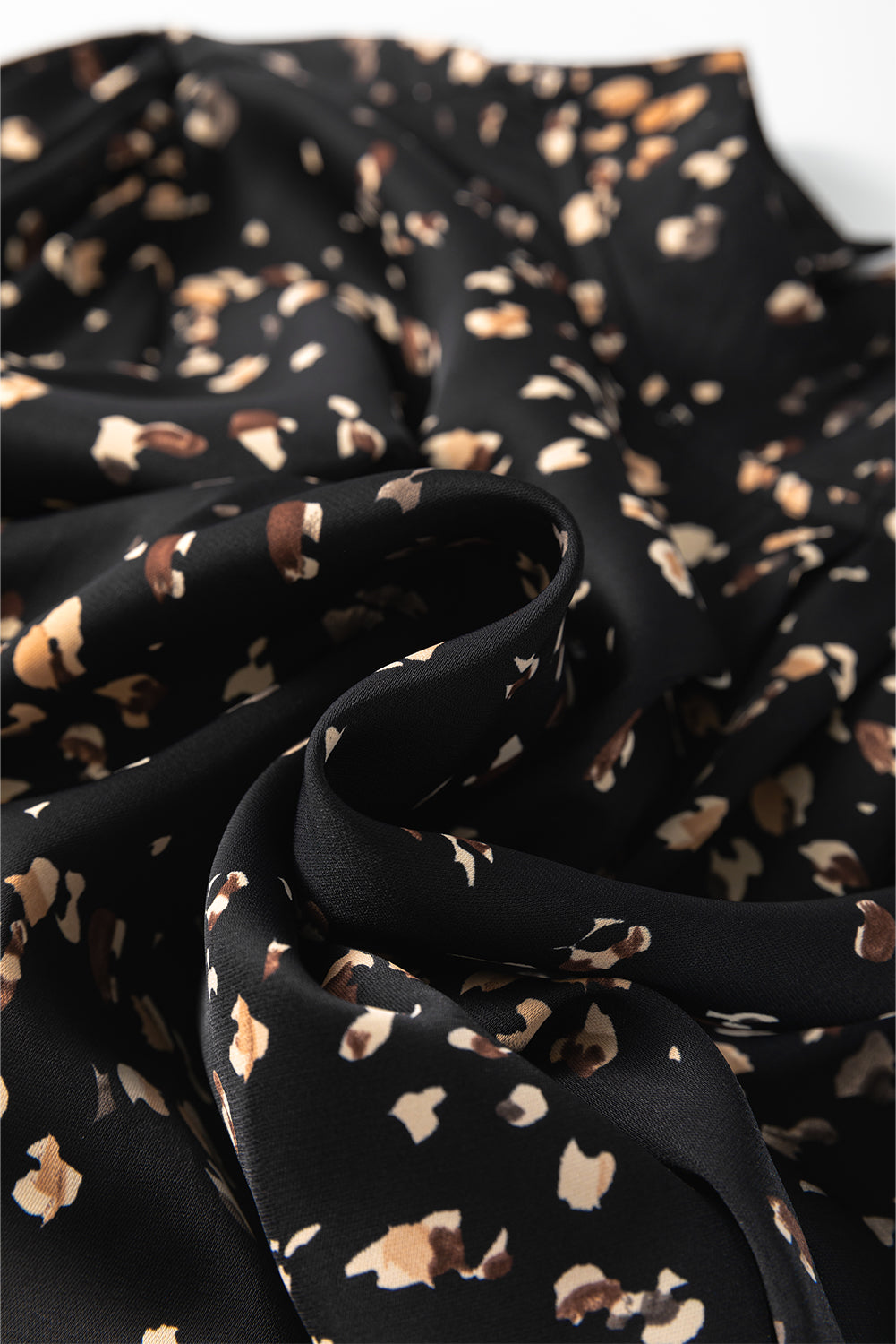 Leopard Print Puff Sleeve Pleated Blouse