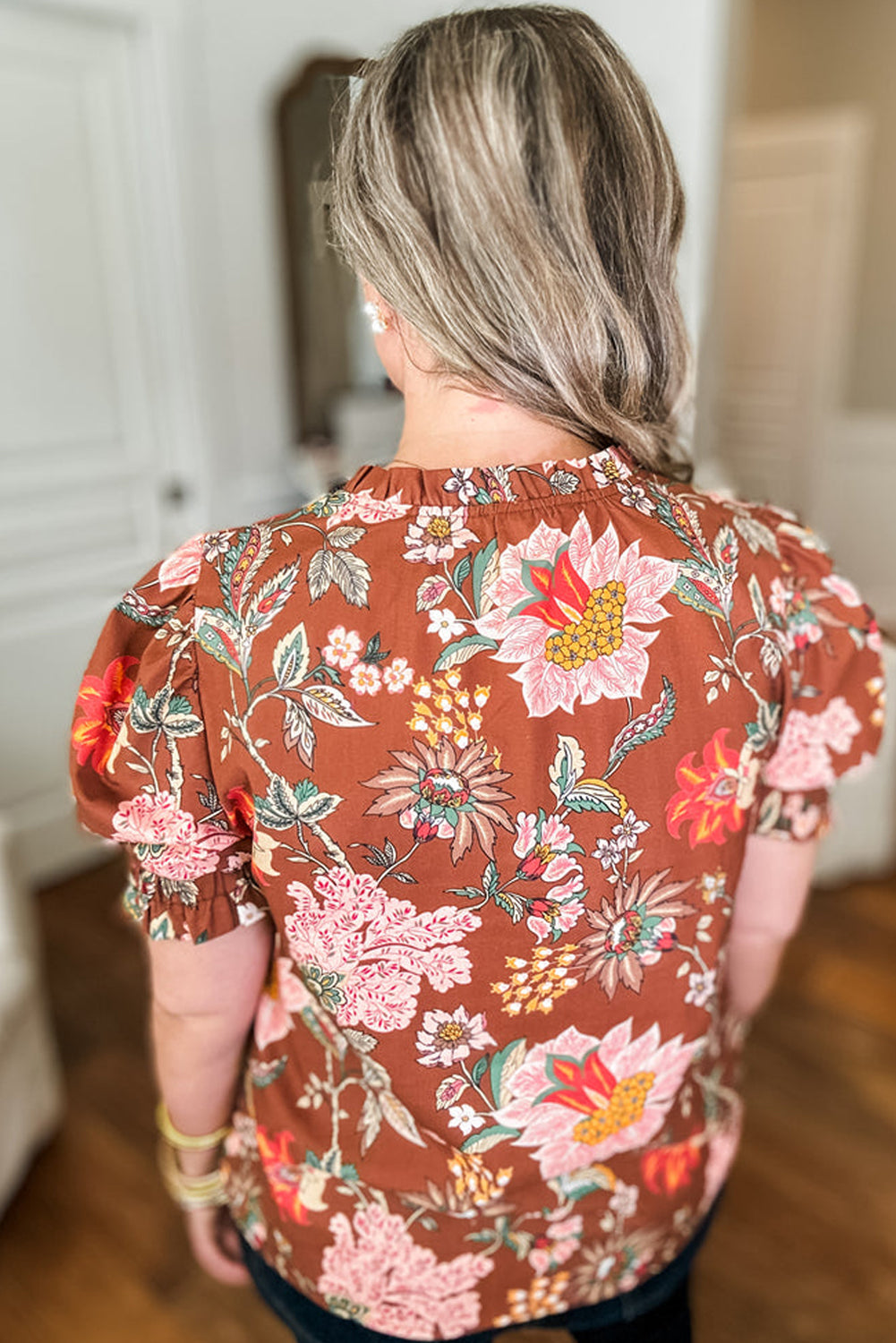 Brown Floral Stitched V Neck Puff Short Sleeve Blouse