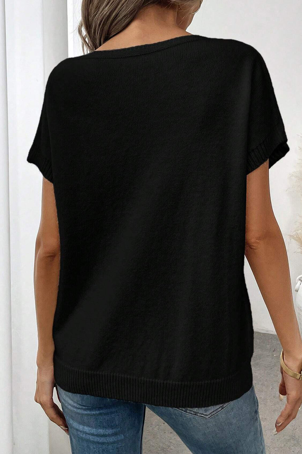 Black or White Bow Pattern Short Sleeve Knit Top