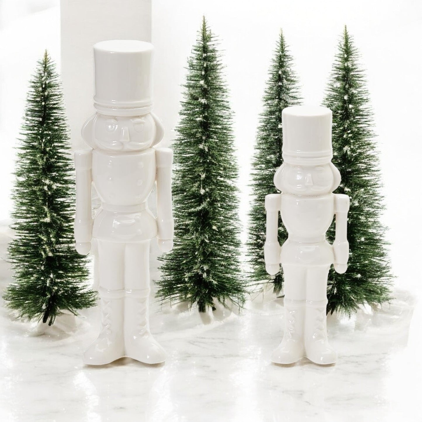 Porcelain Nutcracker Set White