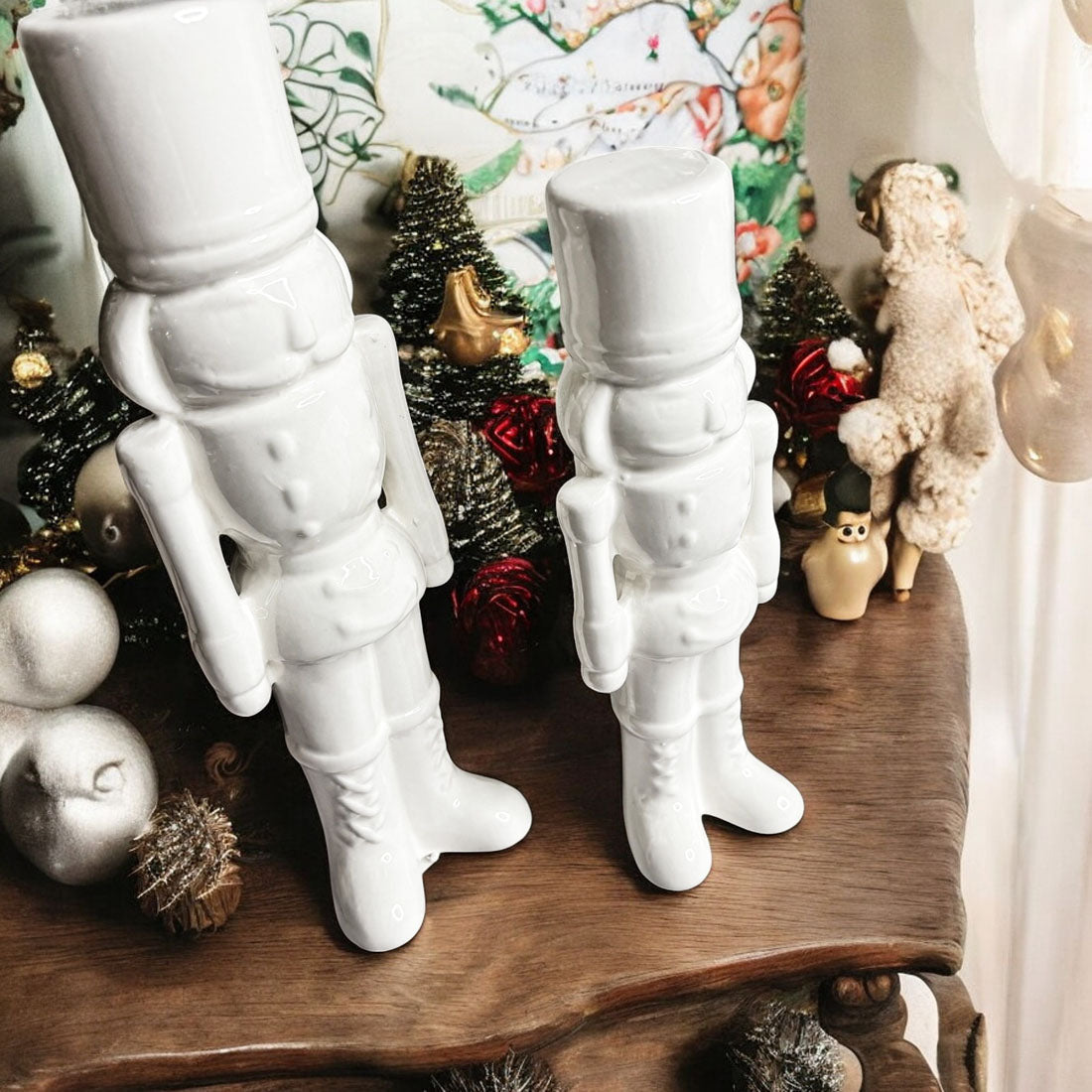 Porcelain Nutcracker Set White