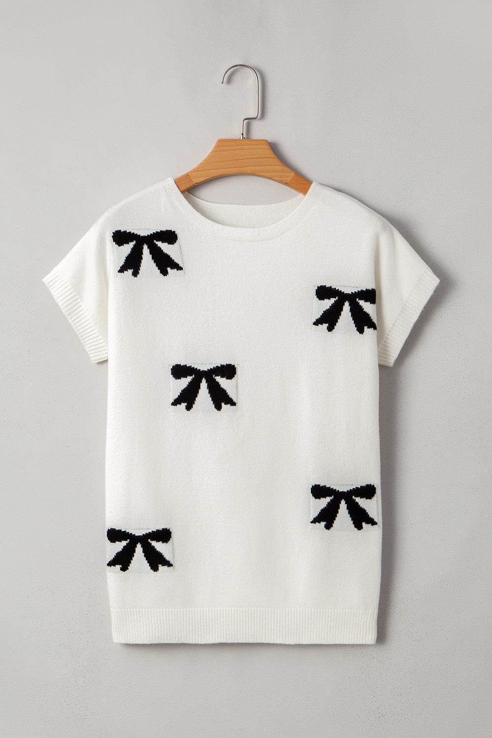 Black or White Bow Pattern Short Sleeve Knit Top