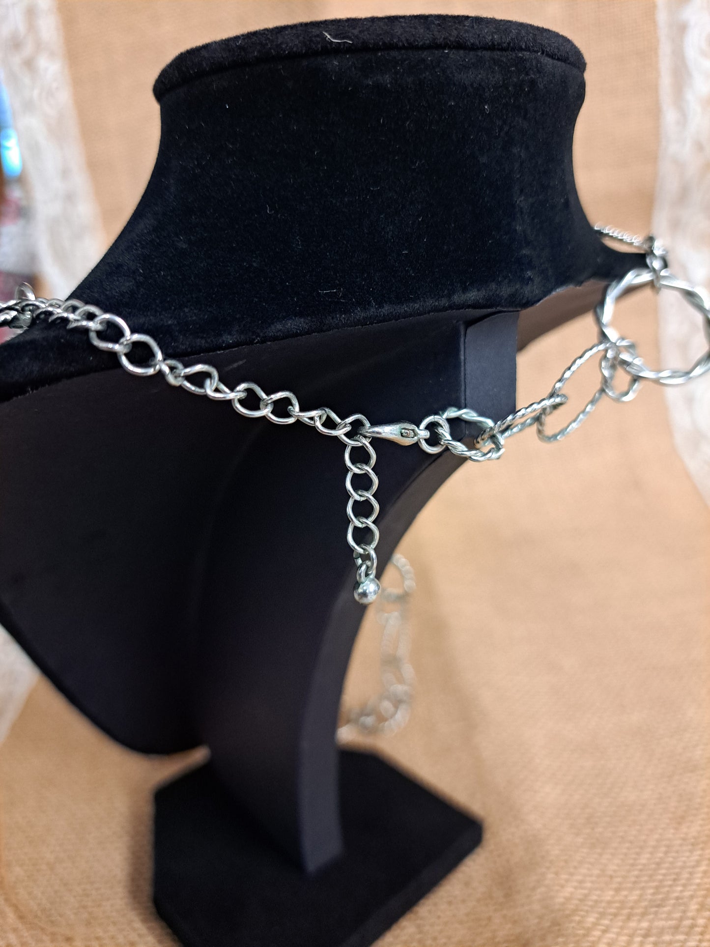 Hammered disc necklace