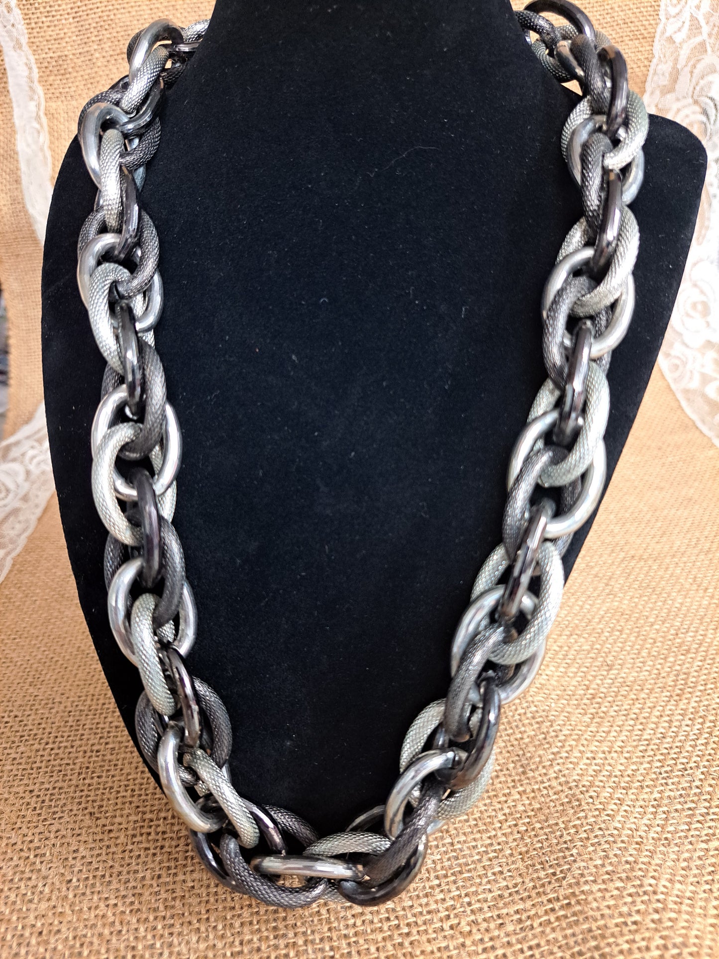 Black & Silver Large chain *PL*