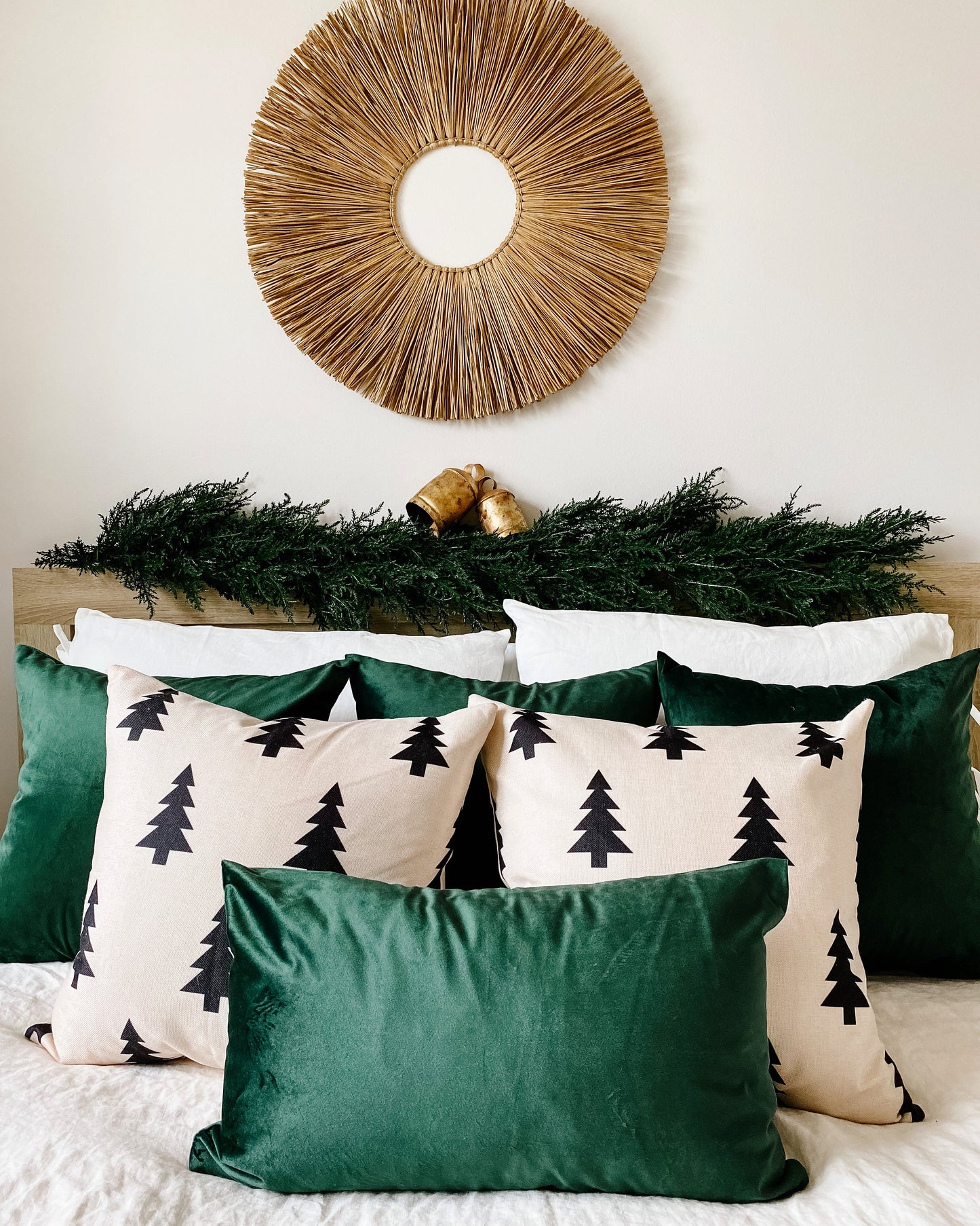Luxor Lumbar Pillow Cover Emerald Green Velvet