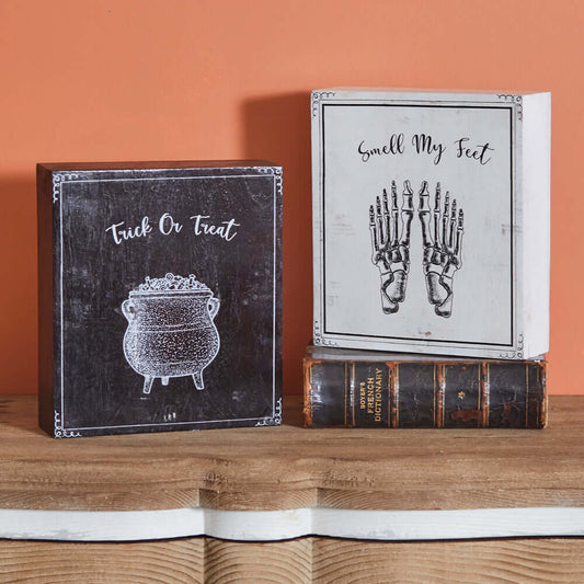 Trick-or-Treat Smell My Feet Vintage Halloween Wood Block Signs Set