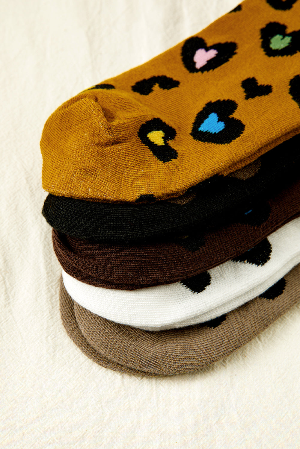 Bristol Black 5 Pairs Ribbed Trim Heart Leopard Print Socks