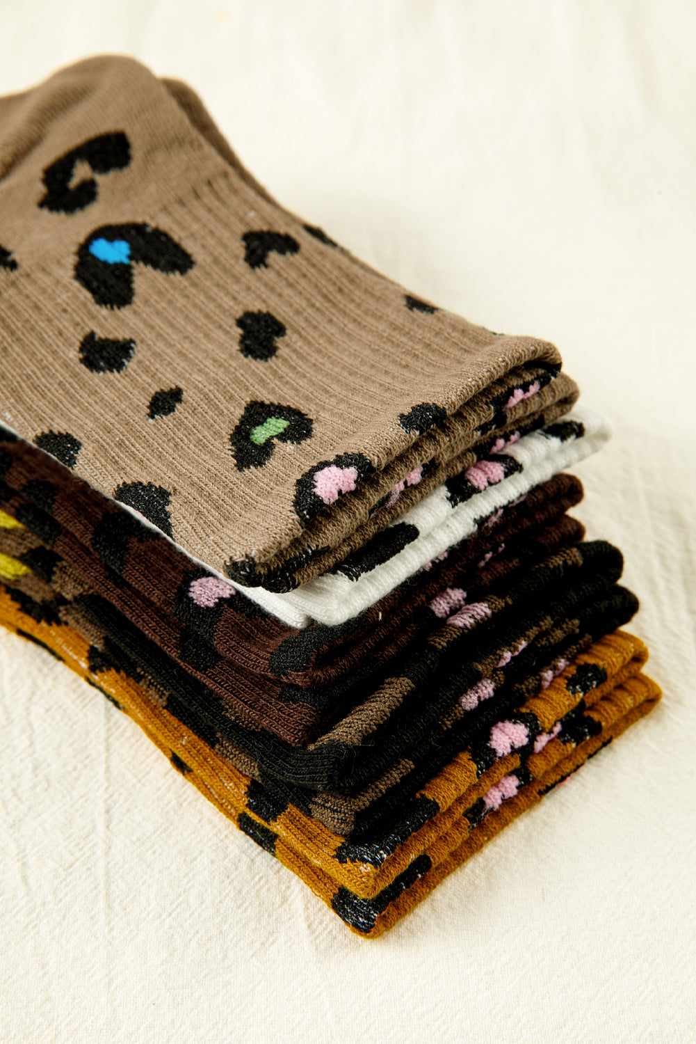 Bristol Black 5 Pairs Ribbed Trim Heart Leopard Print Socks