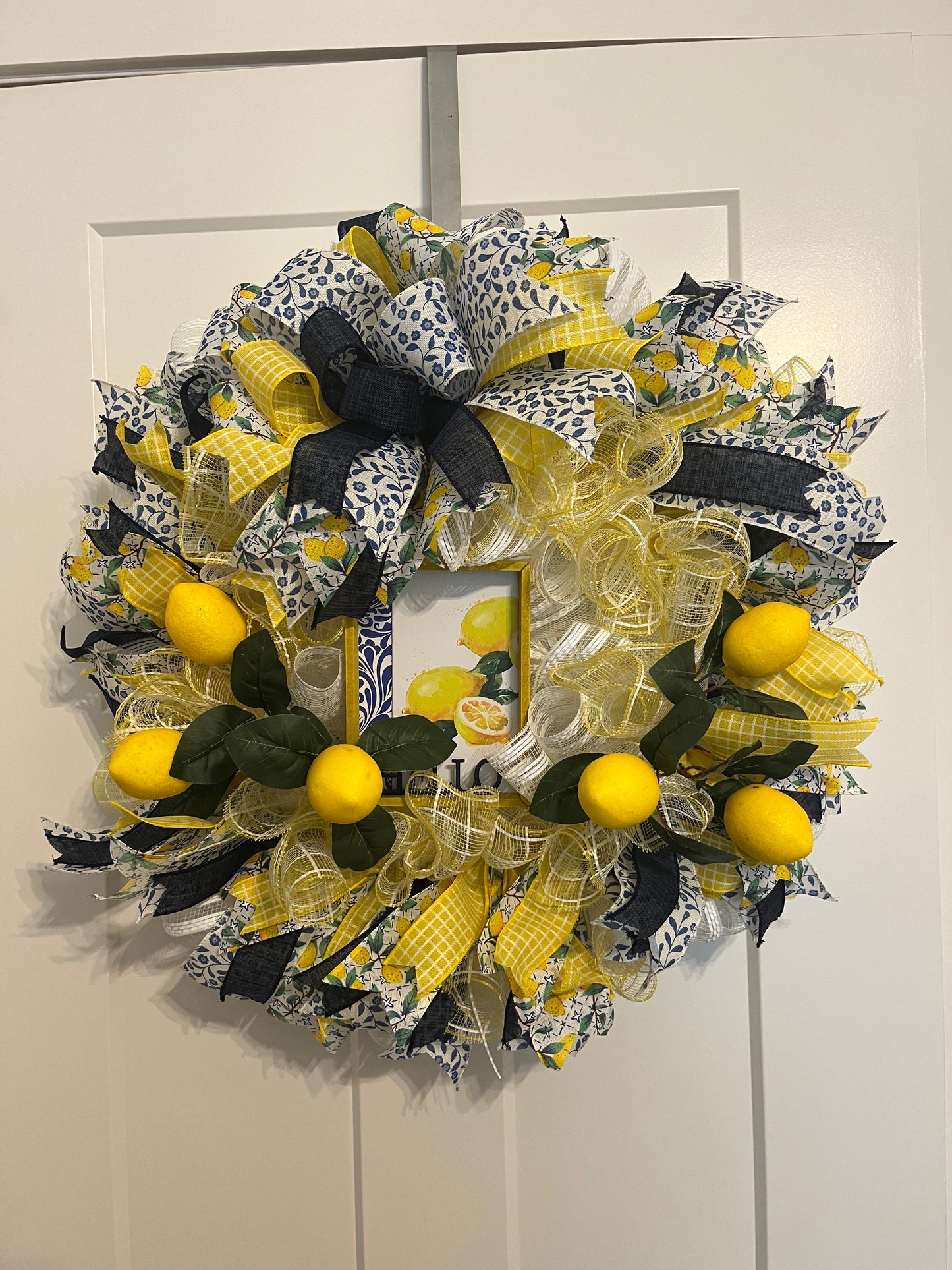 Hello Lemon Wreath