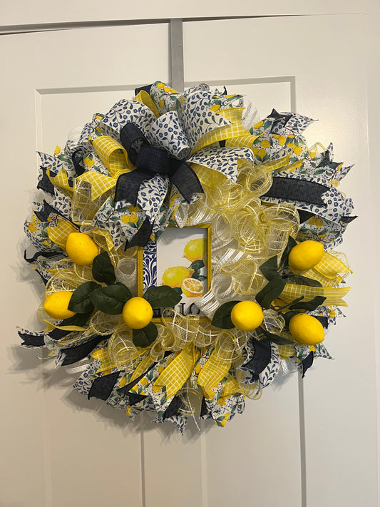 Hello Lemon Wreath