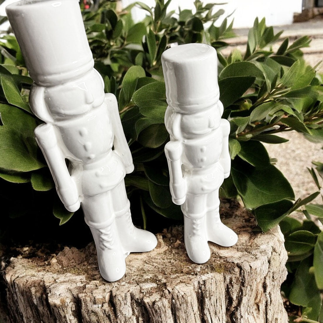 Porcelain Nutcracker Set White
